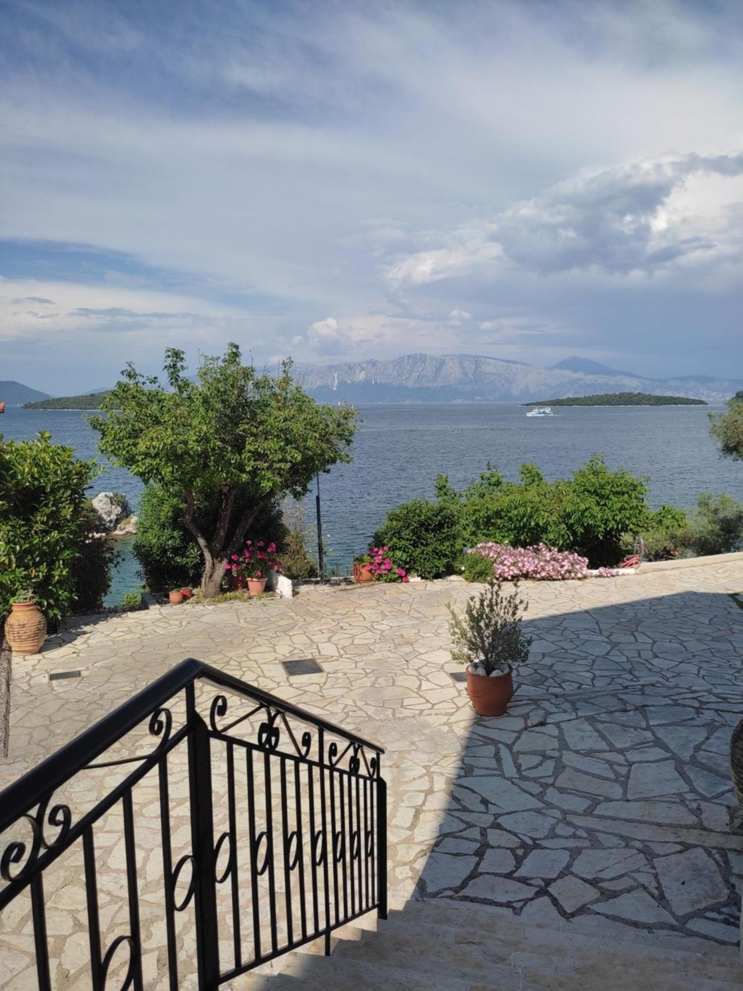 Willa Korakias SeaView Yénion Zewnętrze zdjęcie